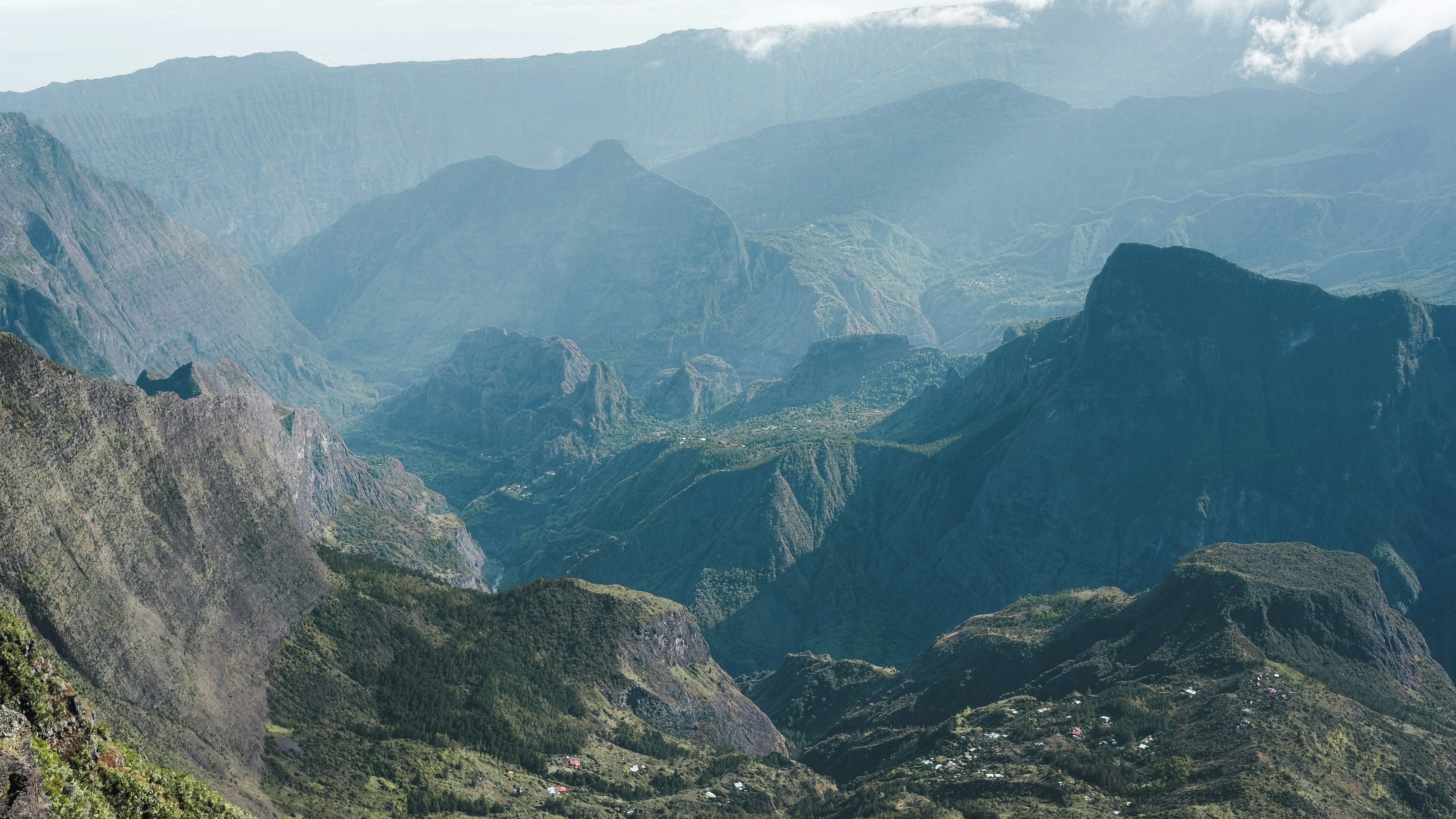 Photo by kevin_charit