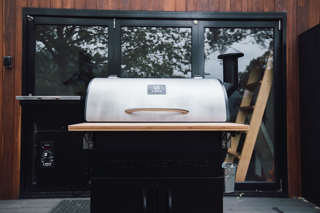 Easy To Follow Buyer Guide , The best of the best, the top barbeque grills, are reviewed here.