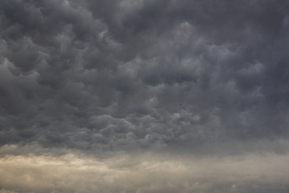 gray clouds during day time