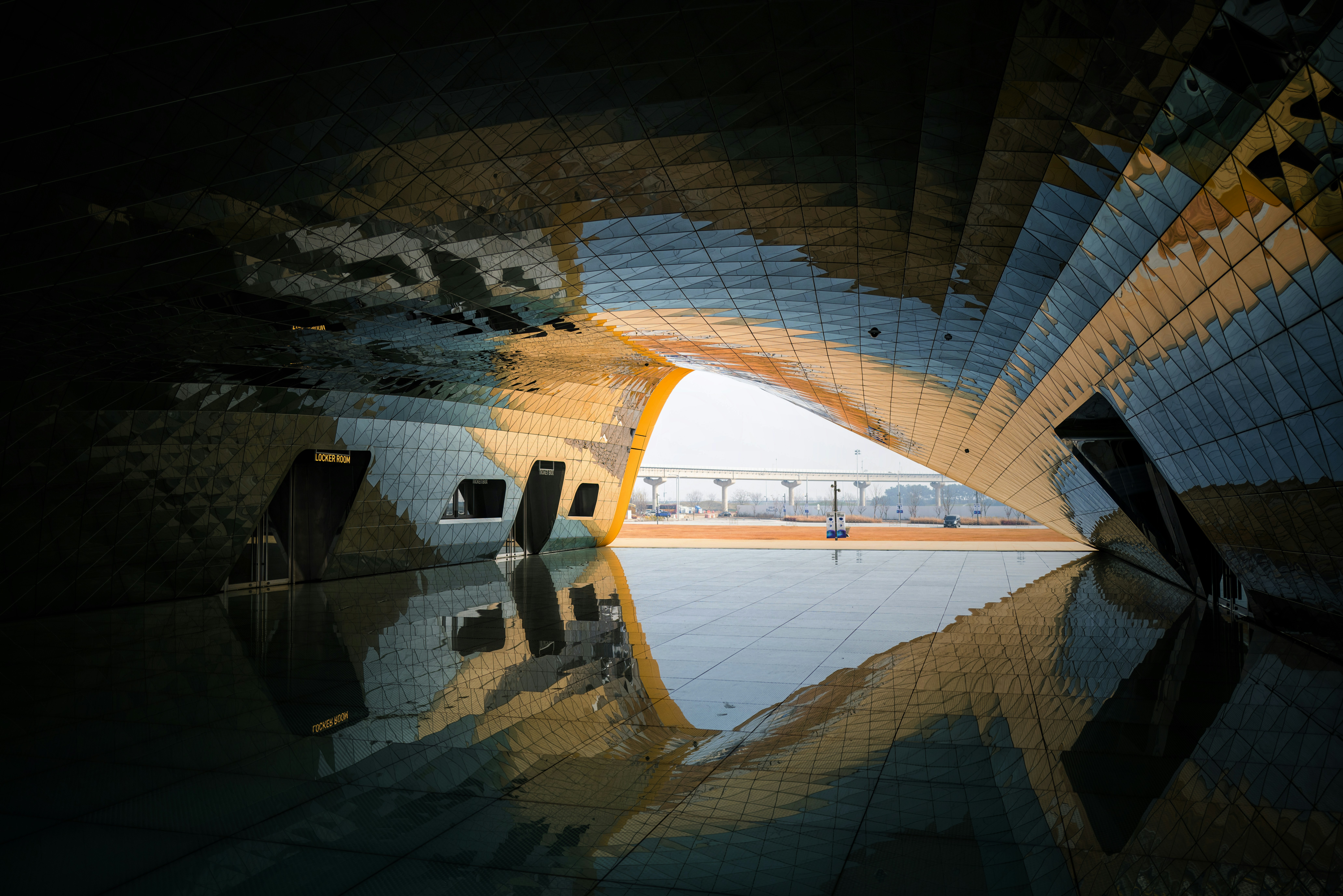 Why Stainless Steel Doesn't Stain: Chromium's Invisible Shield