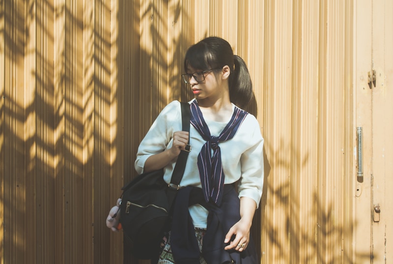 Chemise blanche et jeans Tokyo