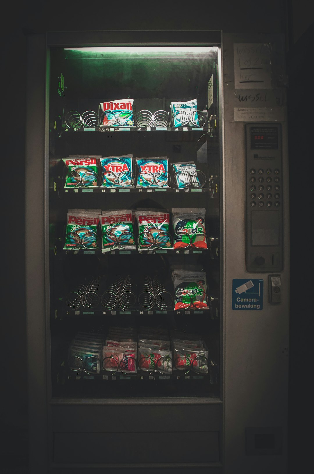 black and gray vending machine