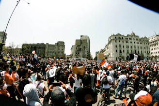 A vibrant crowd gathered at a community event in Querétaro, showing support for Vanguardia Querétaro.