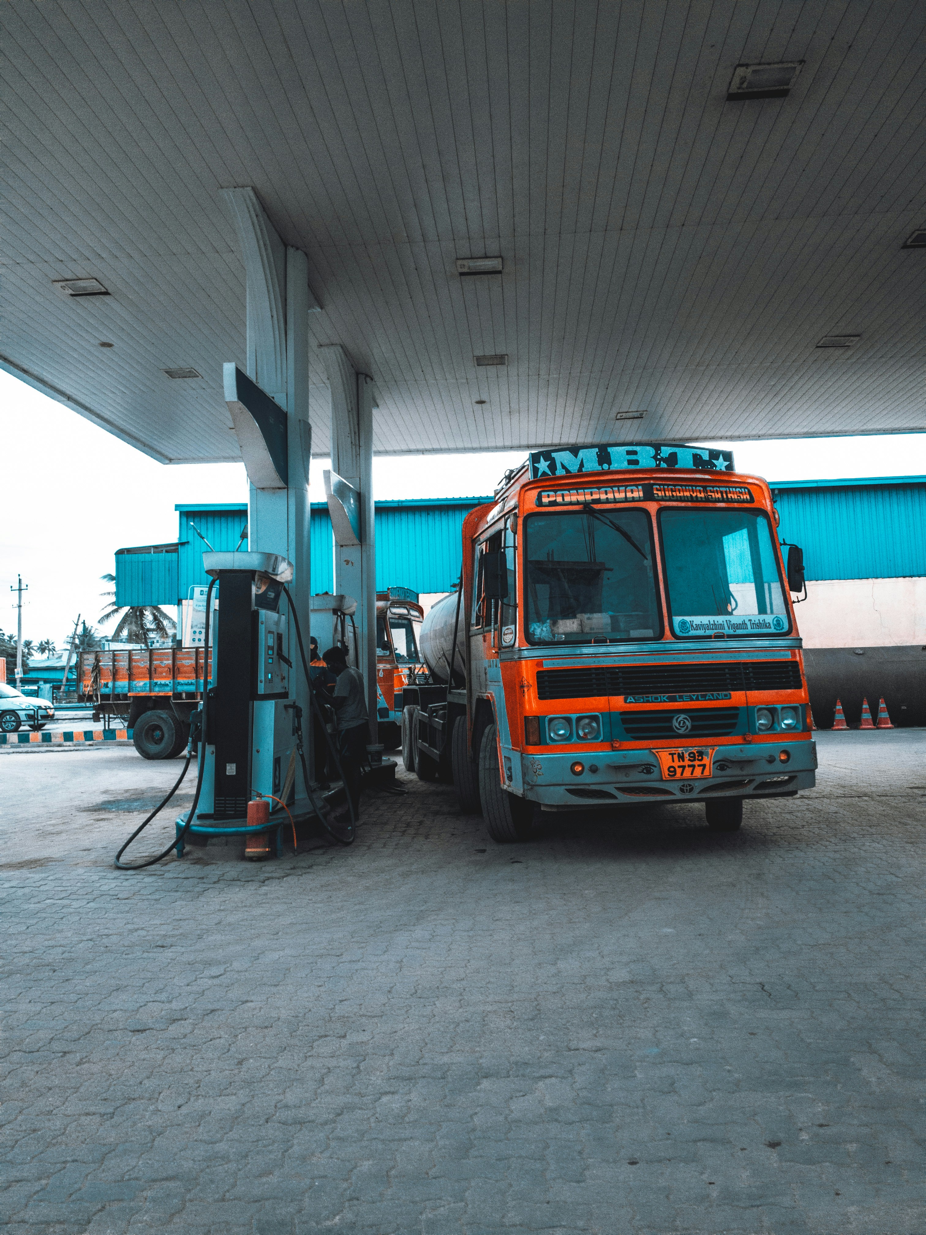📰 India Issues Order to Strengthen Gas Infrastructure | Daily India Briefing