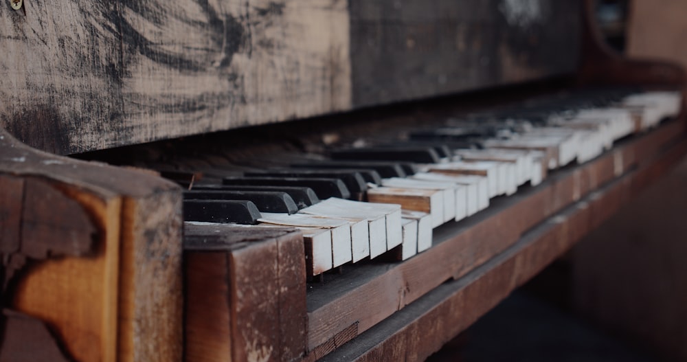 brown and white piano keys