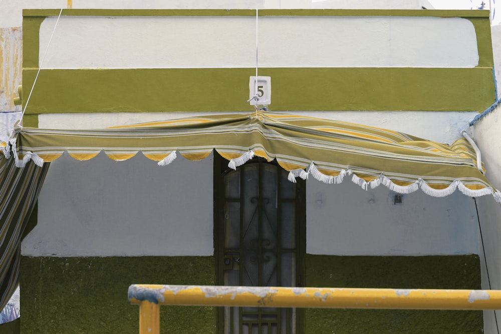 white and brown wooden canopy