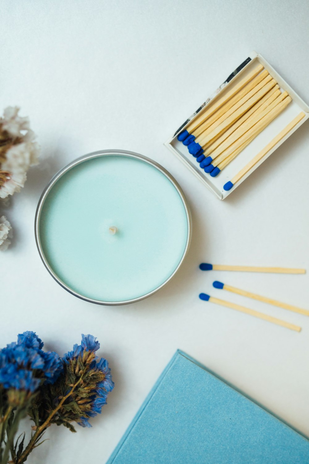 white round ceramic plate with white powder