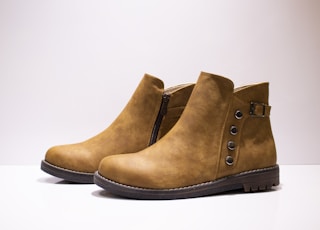 brown leather shoes boots