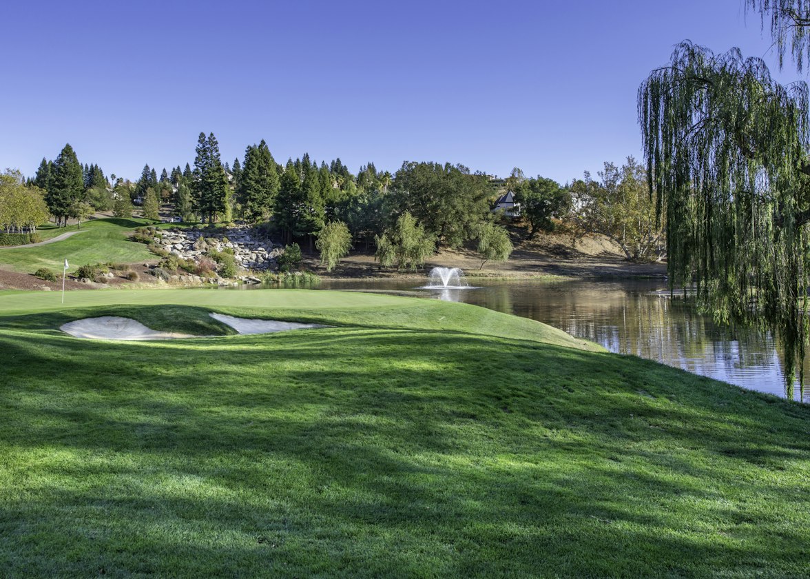 Stone Creek Neighborhood Guide: Golf Course Living in Southeast Urbana | Max Mitchell
