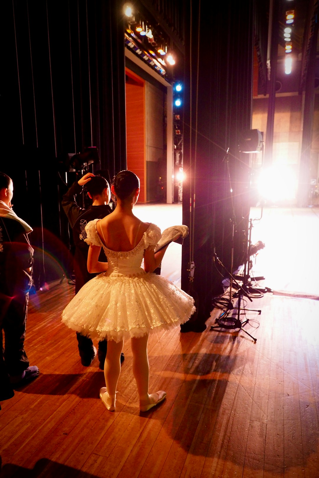 woman in white dress dancing