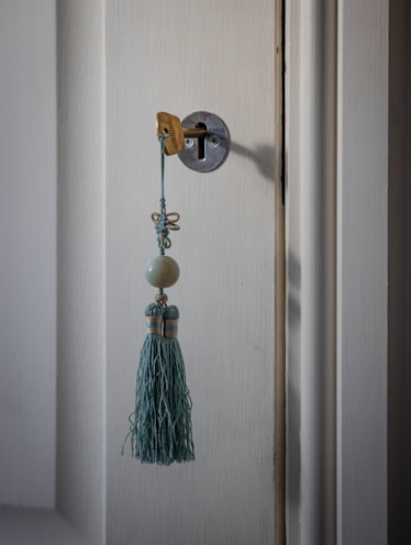 white and gold pendant lamp