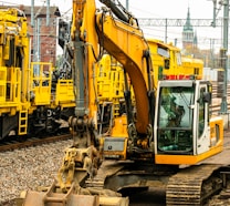 yellow and black heavy equipment