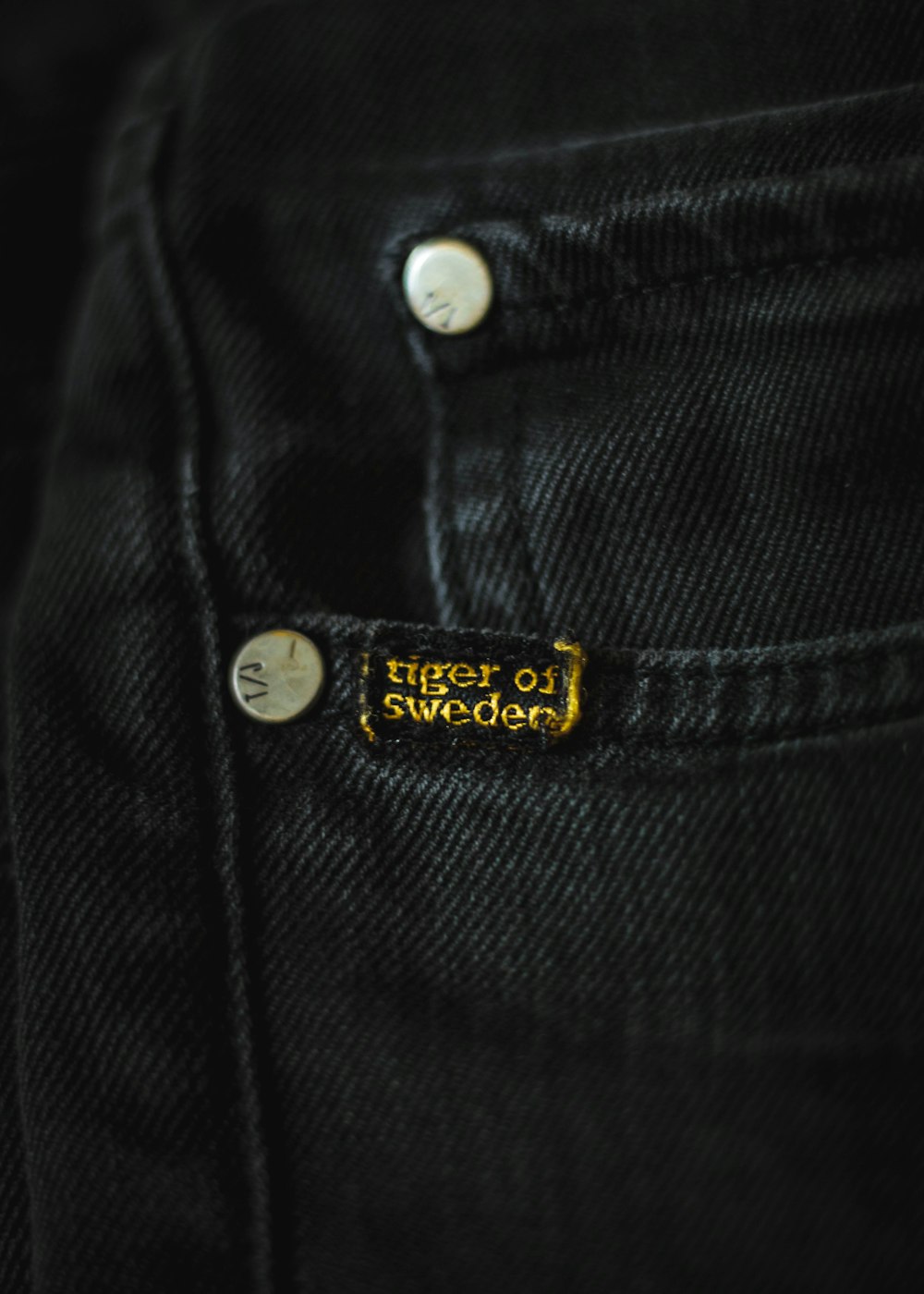 black levis denim bottoms photo – Free Jeans Image on Unsplash