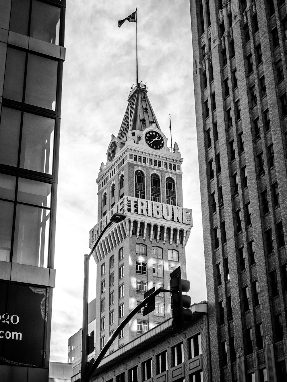 grayscale photo of big ben