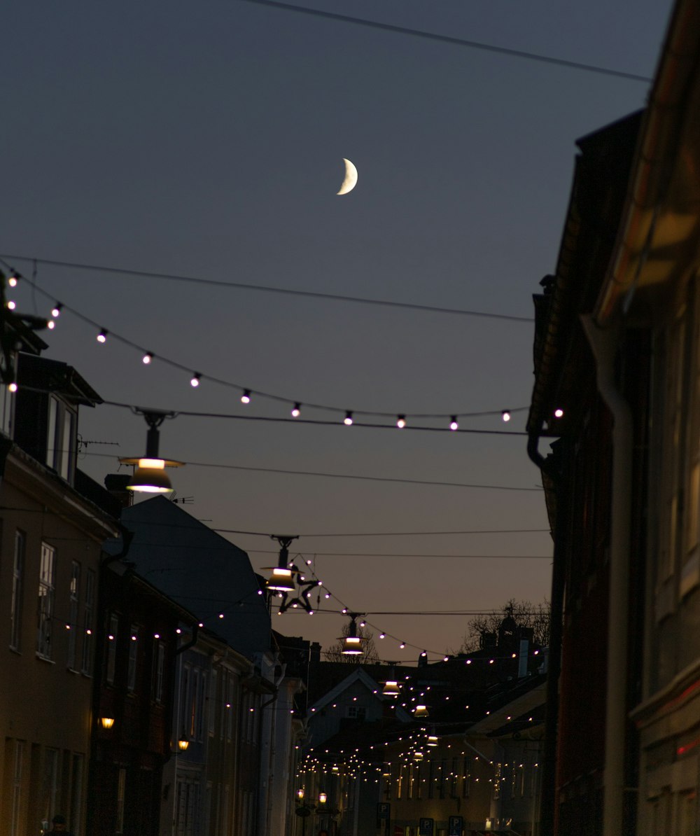 black street light turned on during night time