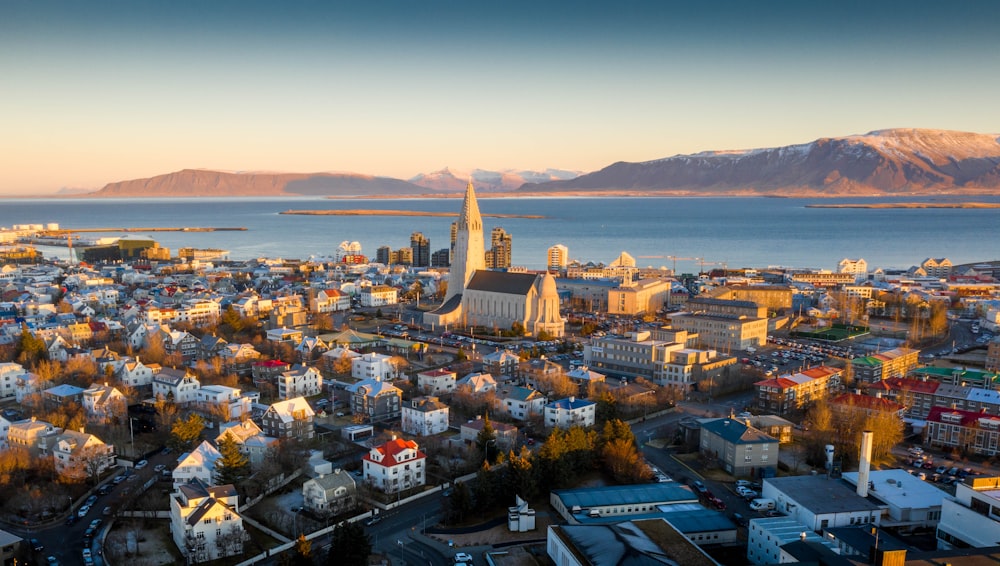 Vue aérienne des bâtiments de la ville pendant la journée