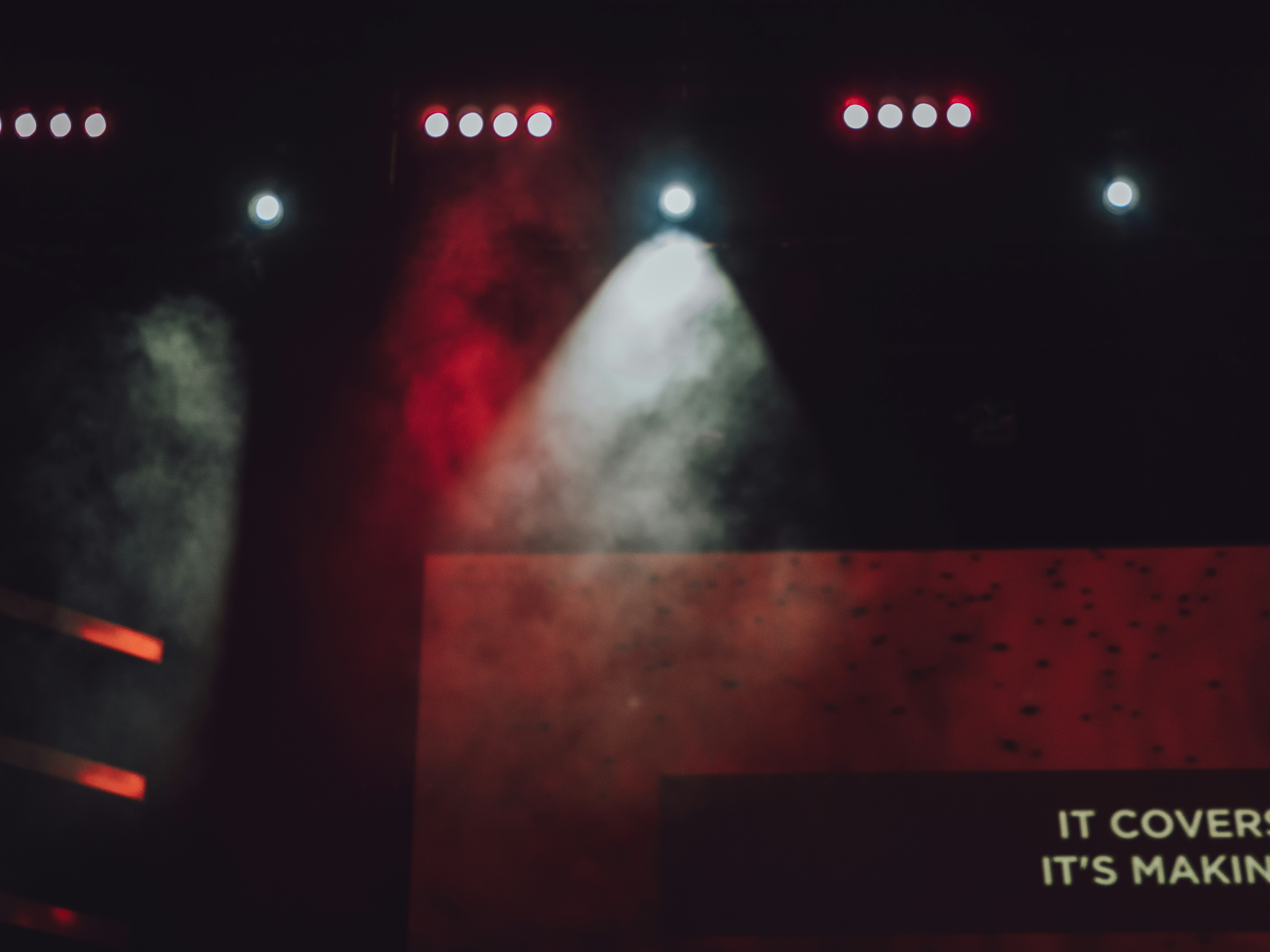 為何夏季租借場地有隱藏費用？追加費用解析｜場地租用的小百科｜板橋．江子翠 活動場地 場地租借及教學｜講座 培訓 會議