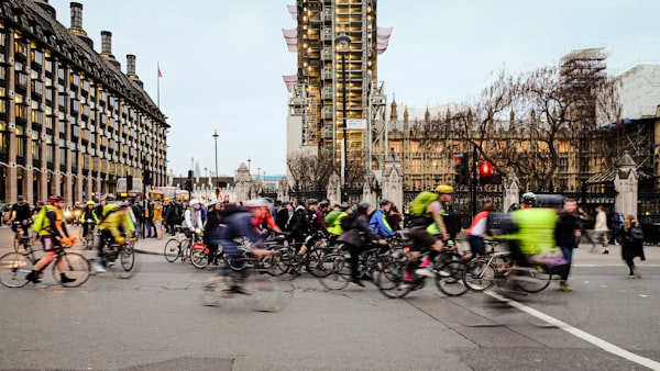 Fiets tien keer zo belangrijk als elektrische auto om de nul-emissie-stad te realiseren