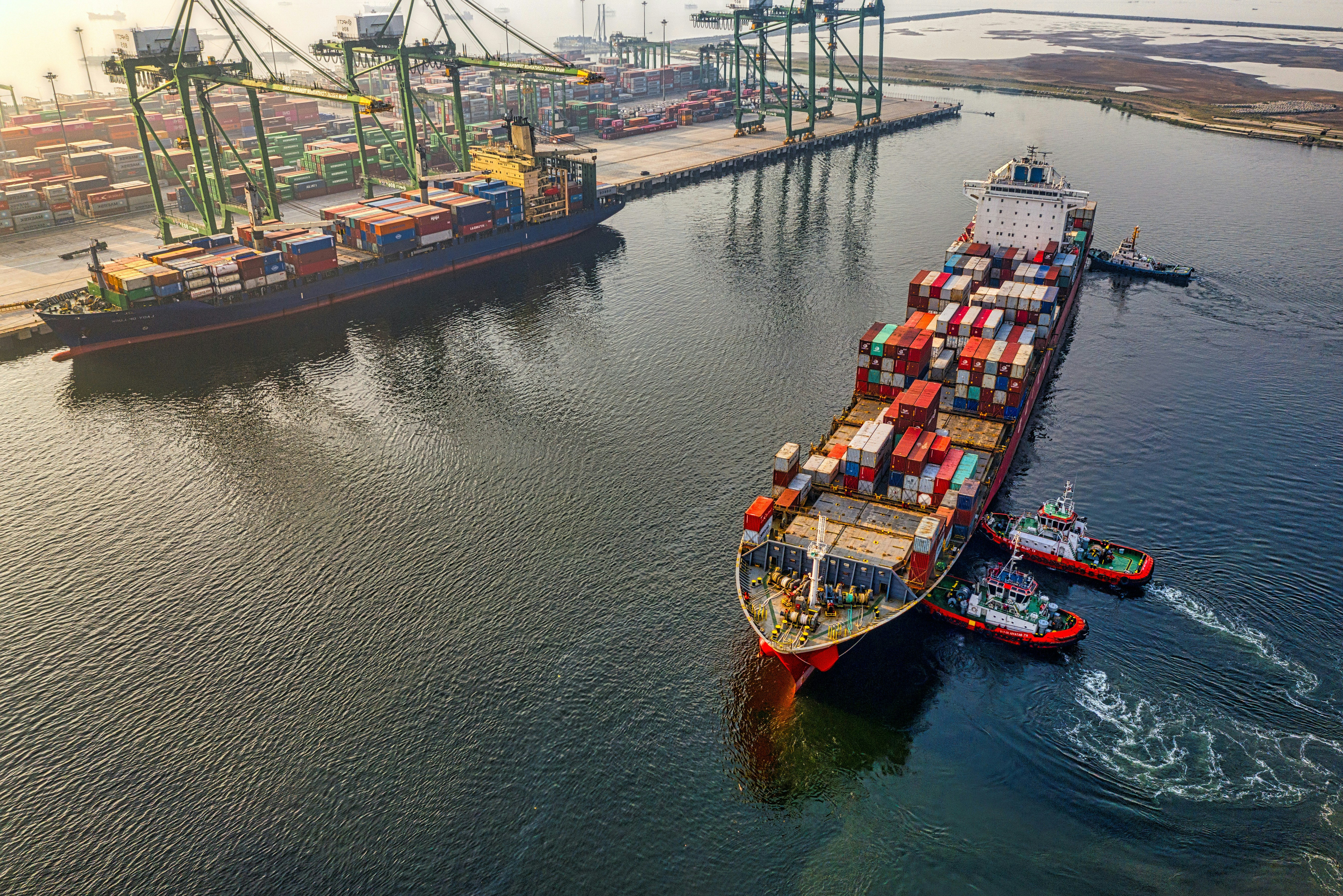 cargo shipping container port logistics