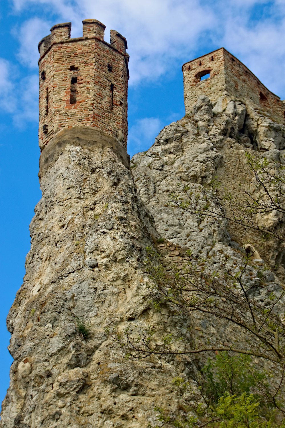 gray rock formation under blue sky during daytime