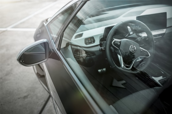 Certified windshield installers