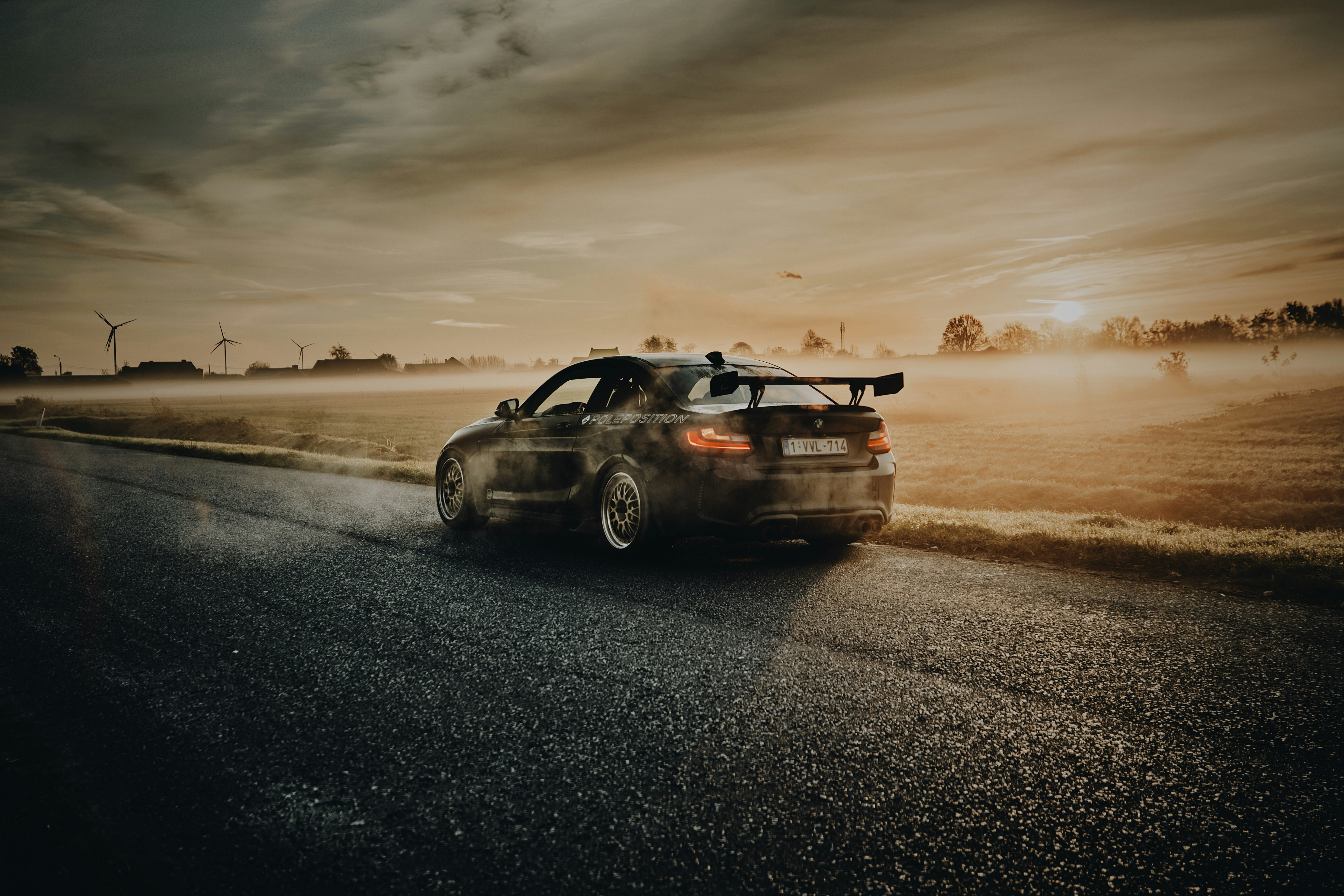 Photo by lorenzohamers