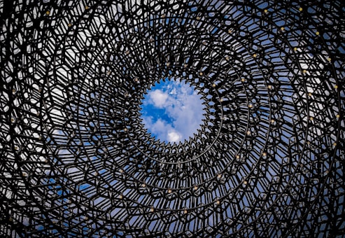 black and white round decor