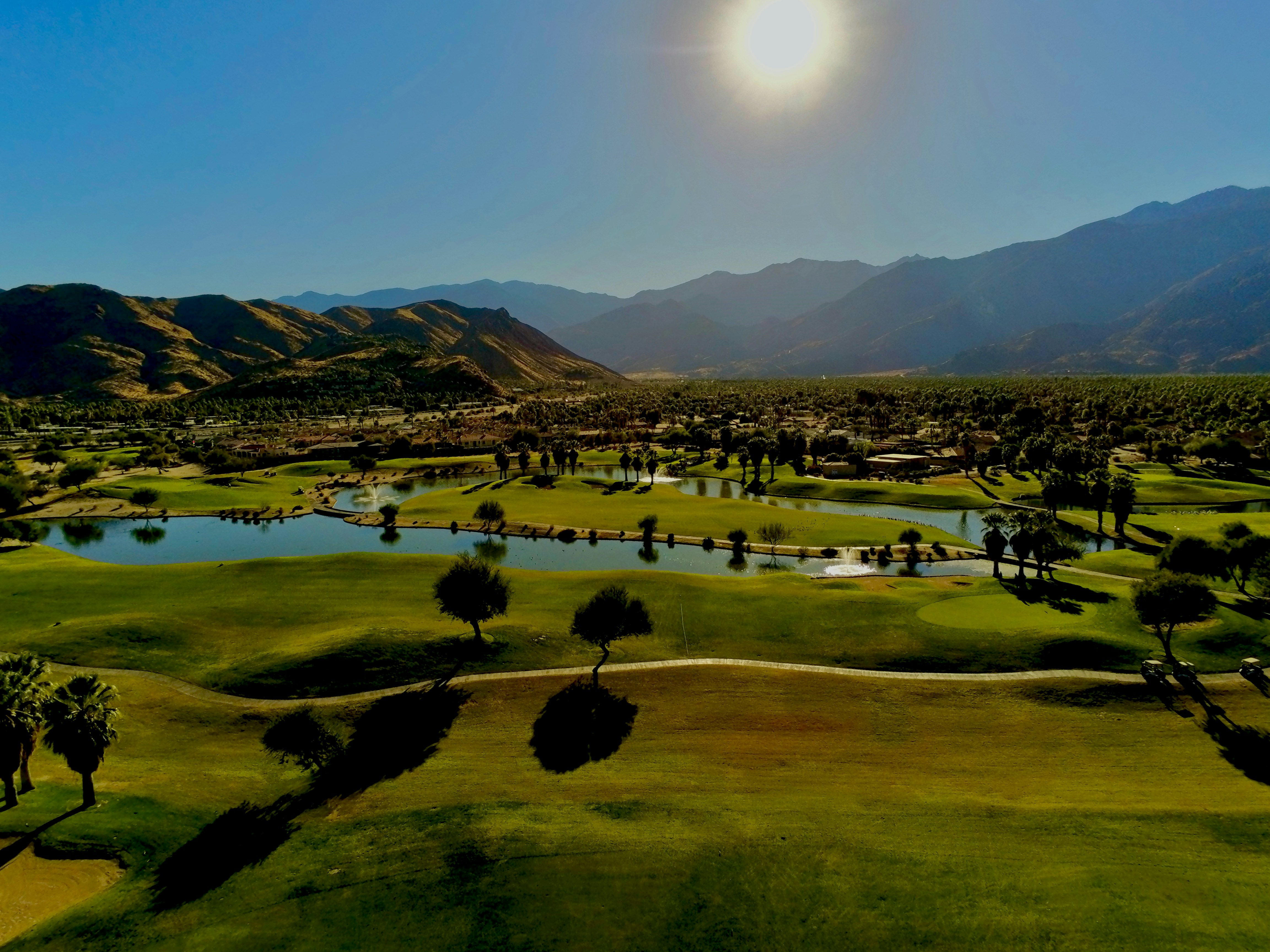 gray computer monitor