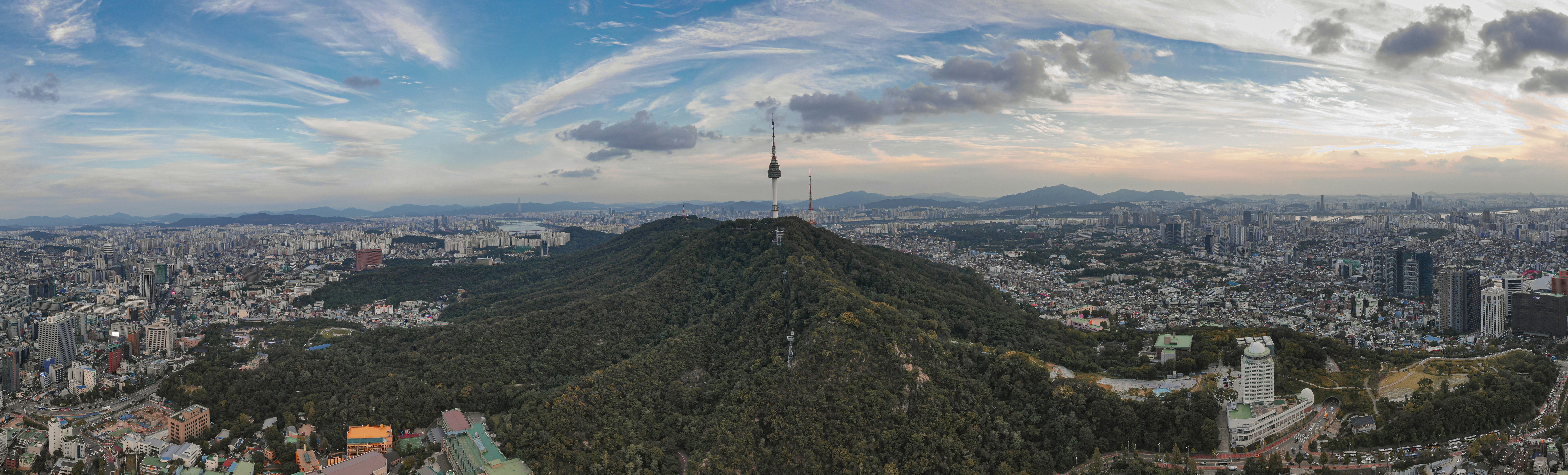 👵💰 늙어가는 대한민국, 감당할 수 없는 사회적 비용? 찬반 논쟁 긴급 진단!
