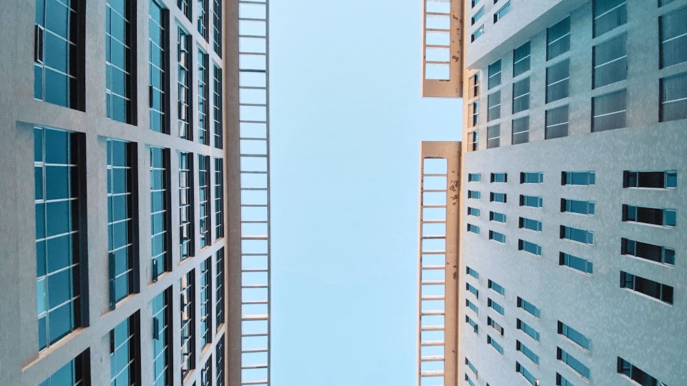 brown and white concrete building