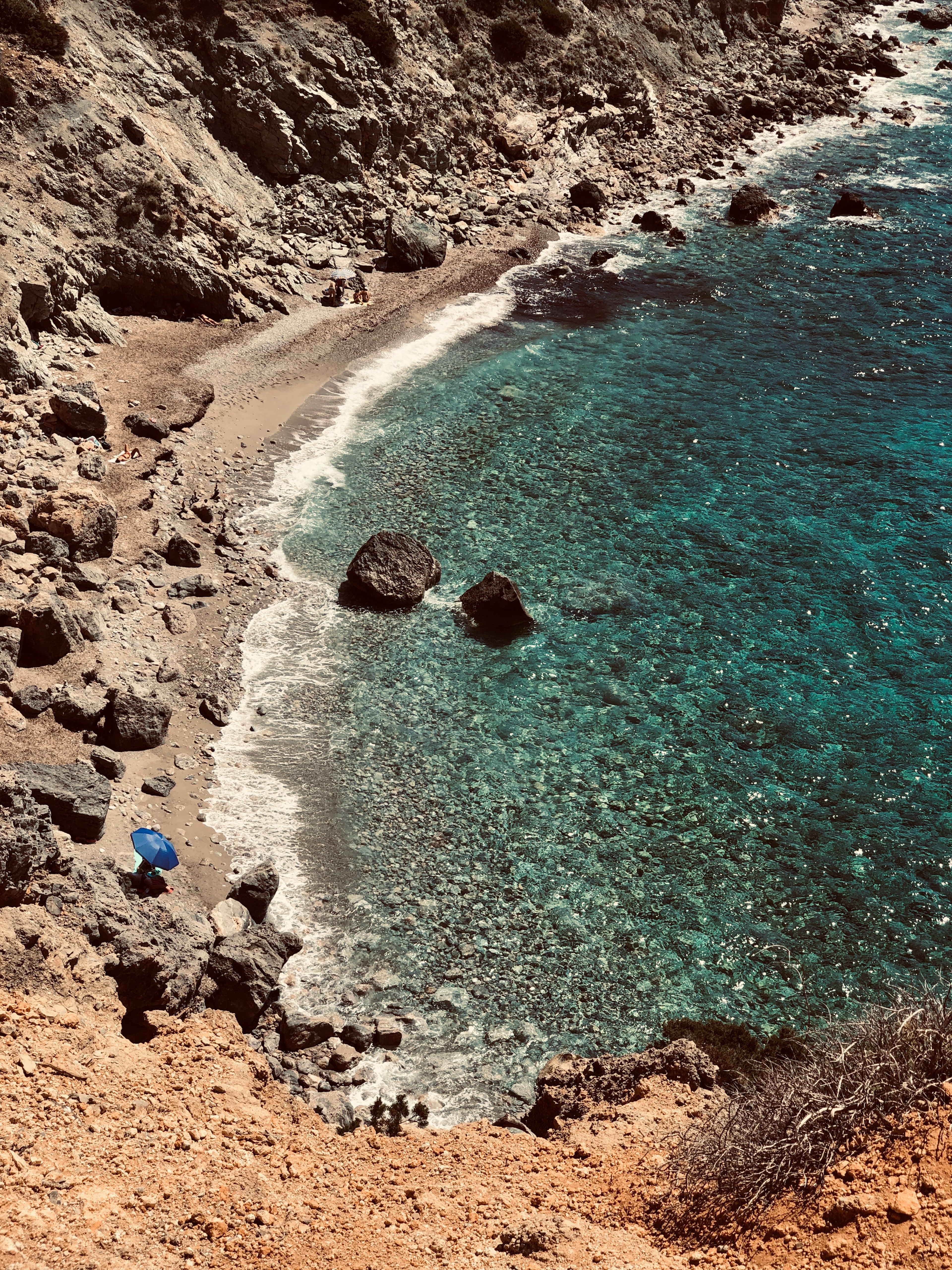 una caletta dell'Isola delle femmine, perla del mare della sicilia