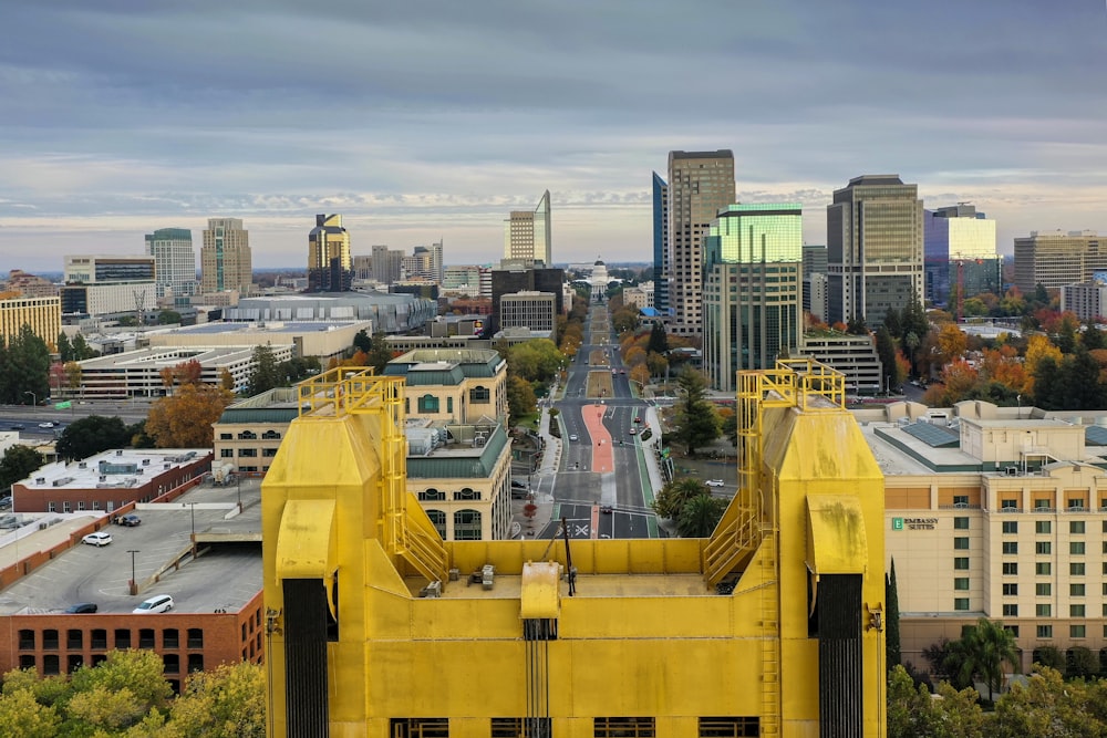 Vue aérienne des bâtiments de la ville pendant la journée