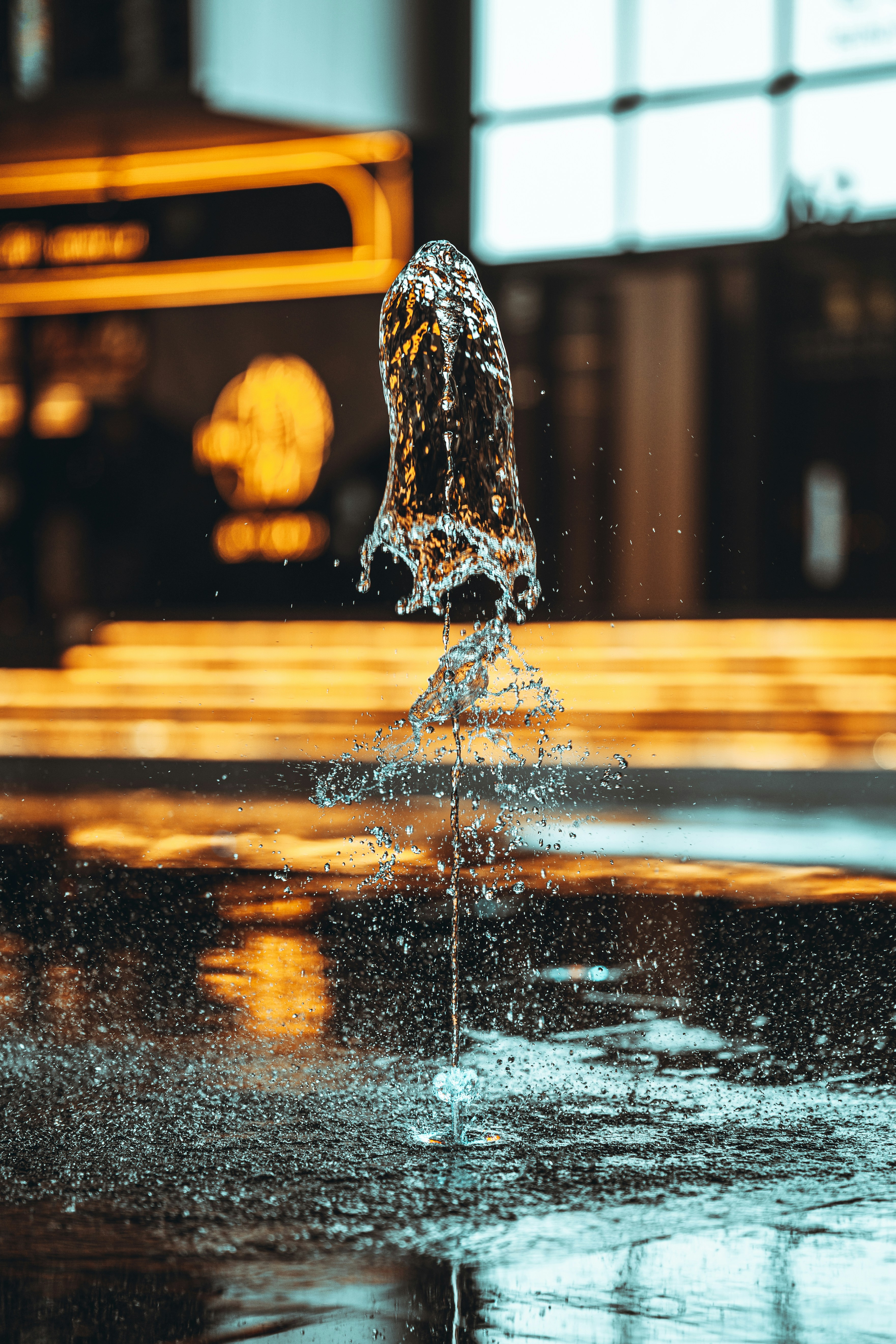 water-fountain-in-the-middle-of-the-road