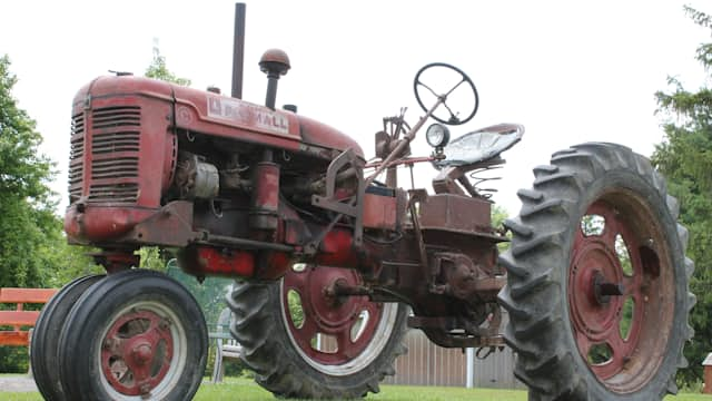 Tractor