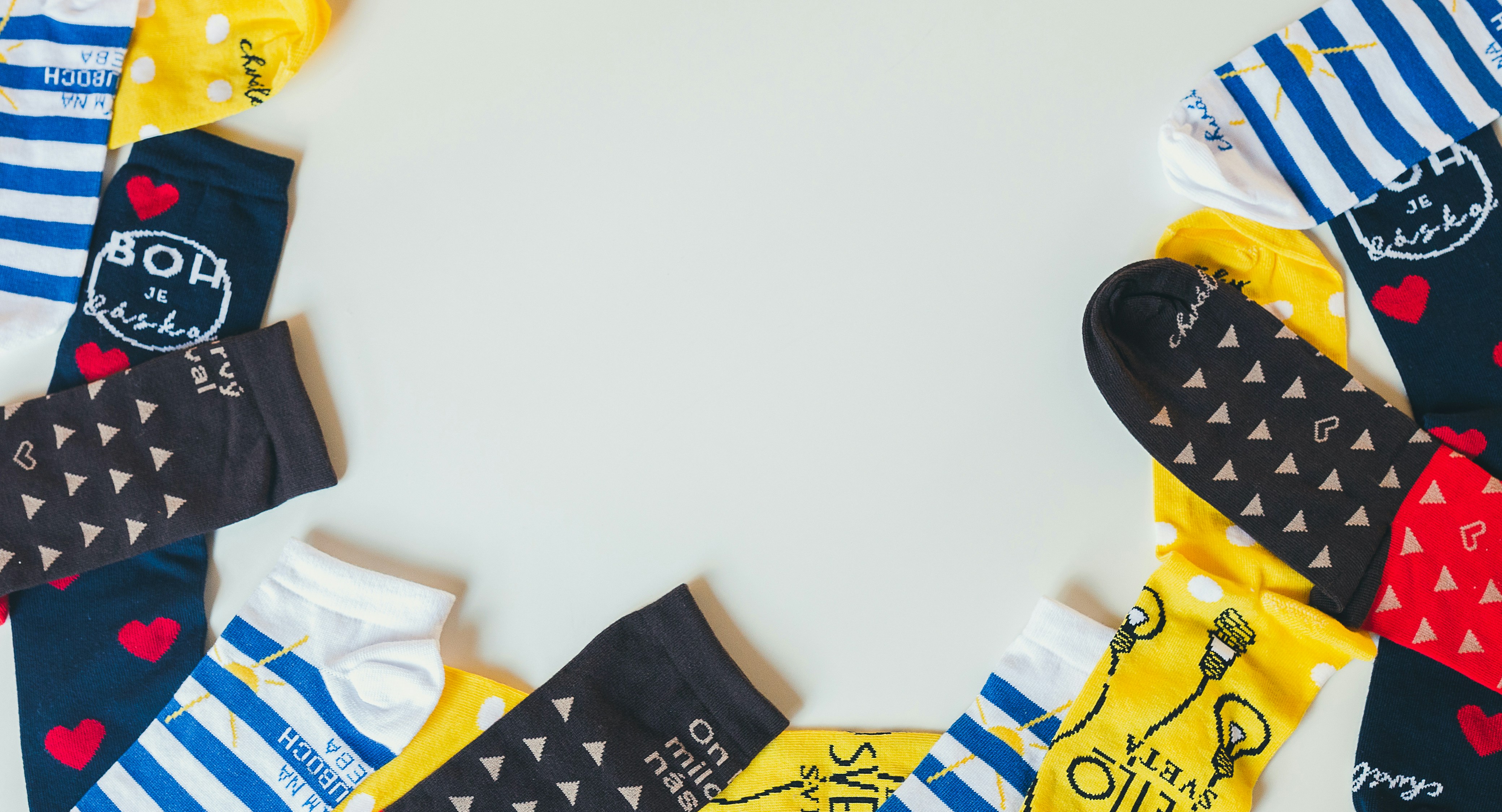 yellow and blue plastic pack