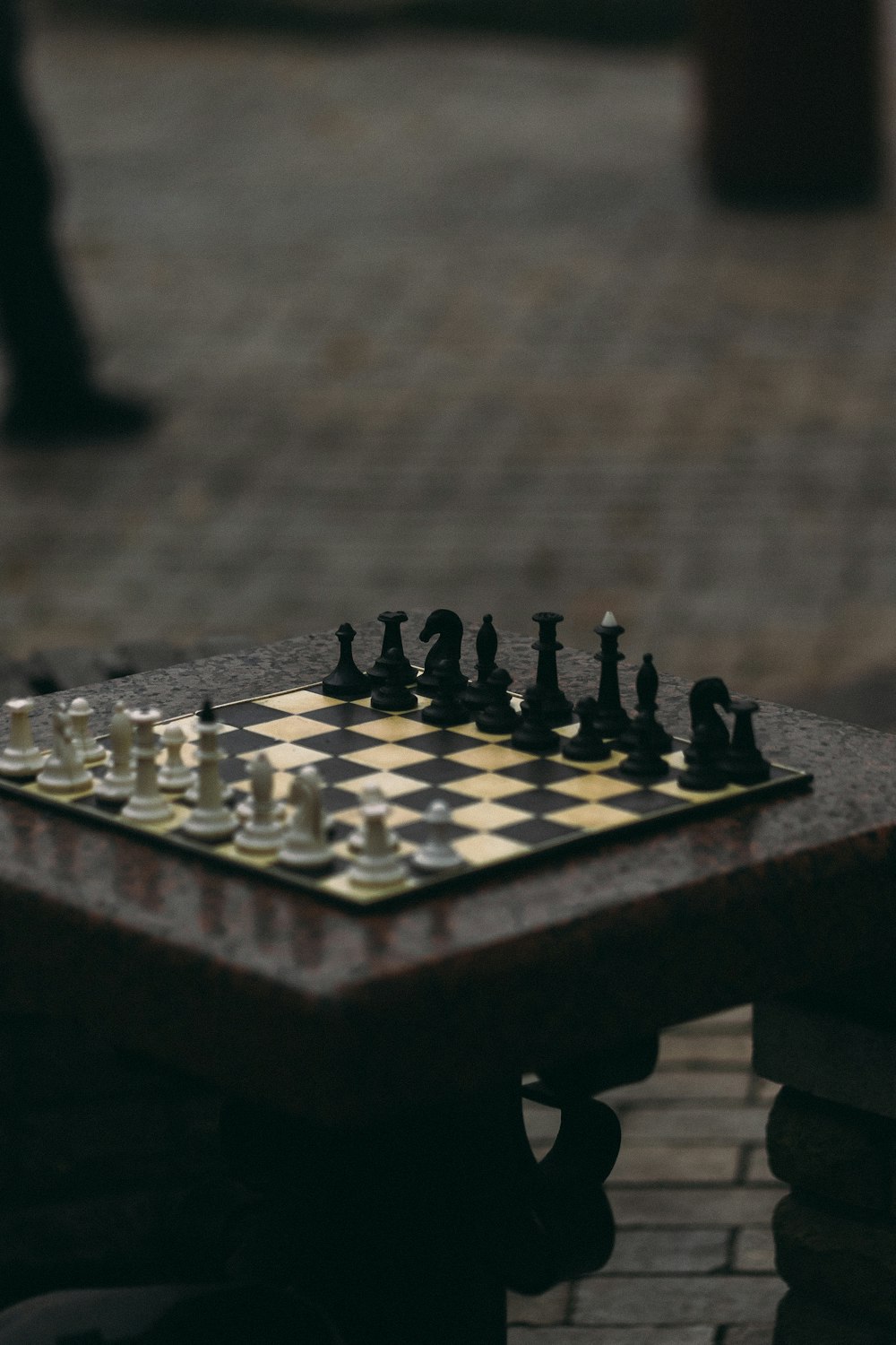A chess board with pieces of chess on it photo – Chess Image on Unsplash