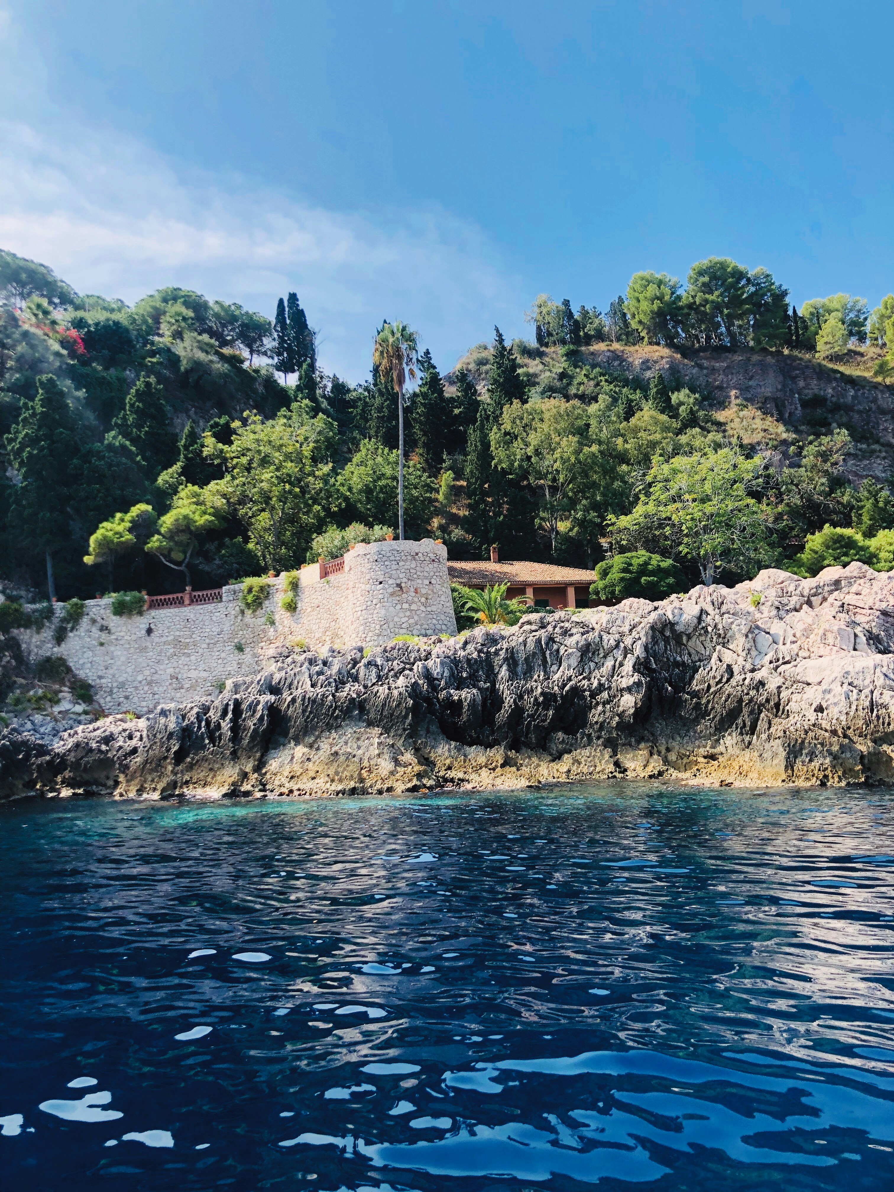 Photo by goldendaria