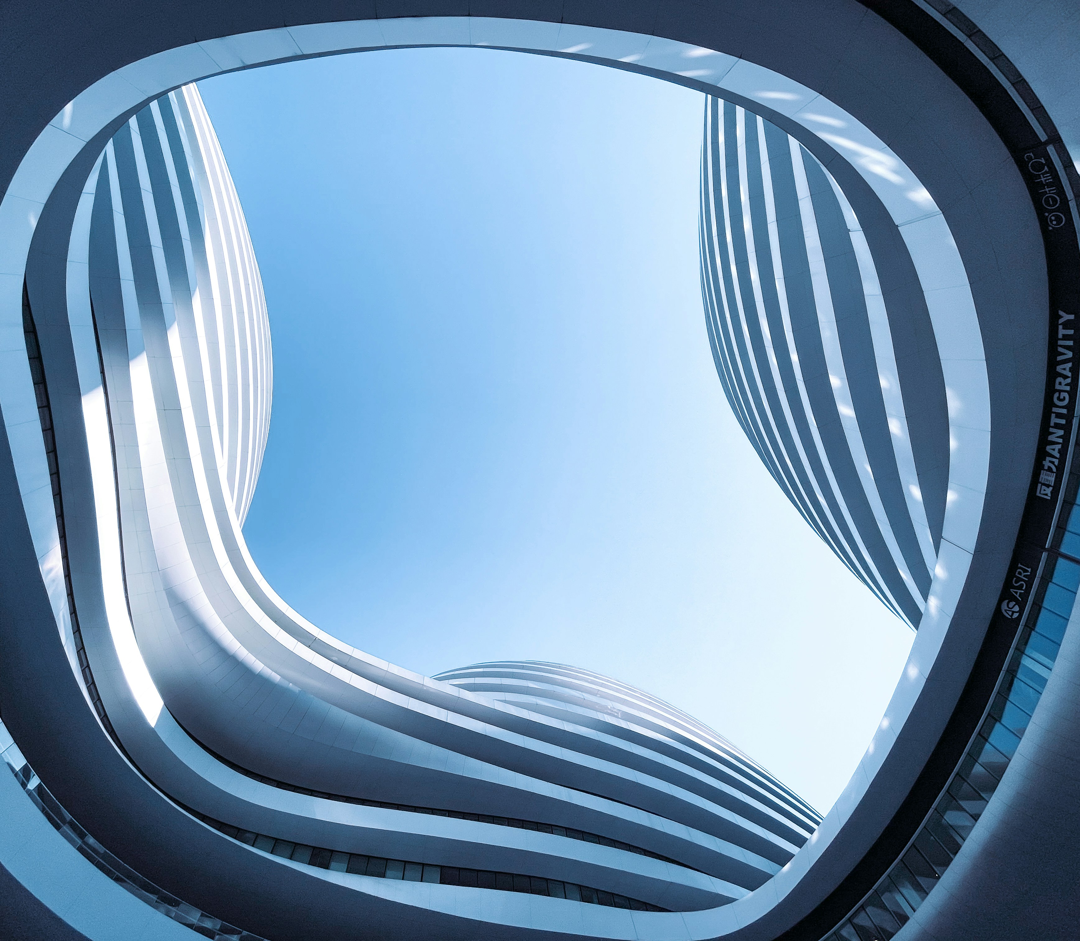 Photo by juniperphoton