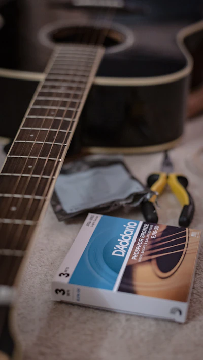 Adjustable Guitar Stand with Neck Support