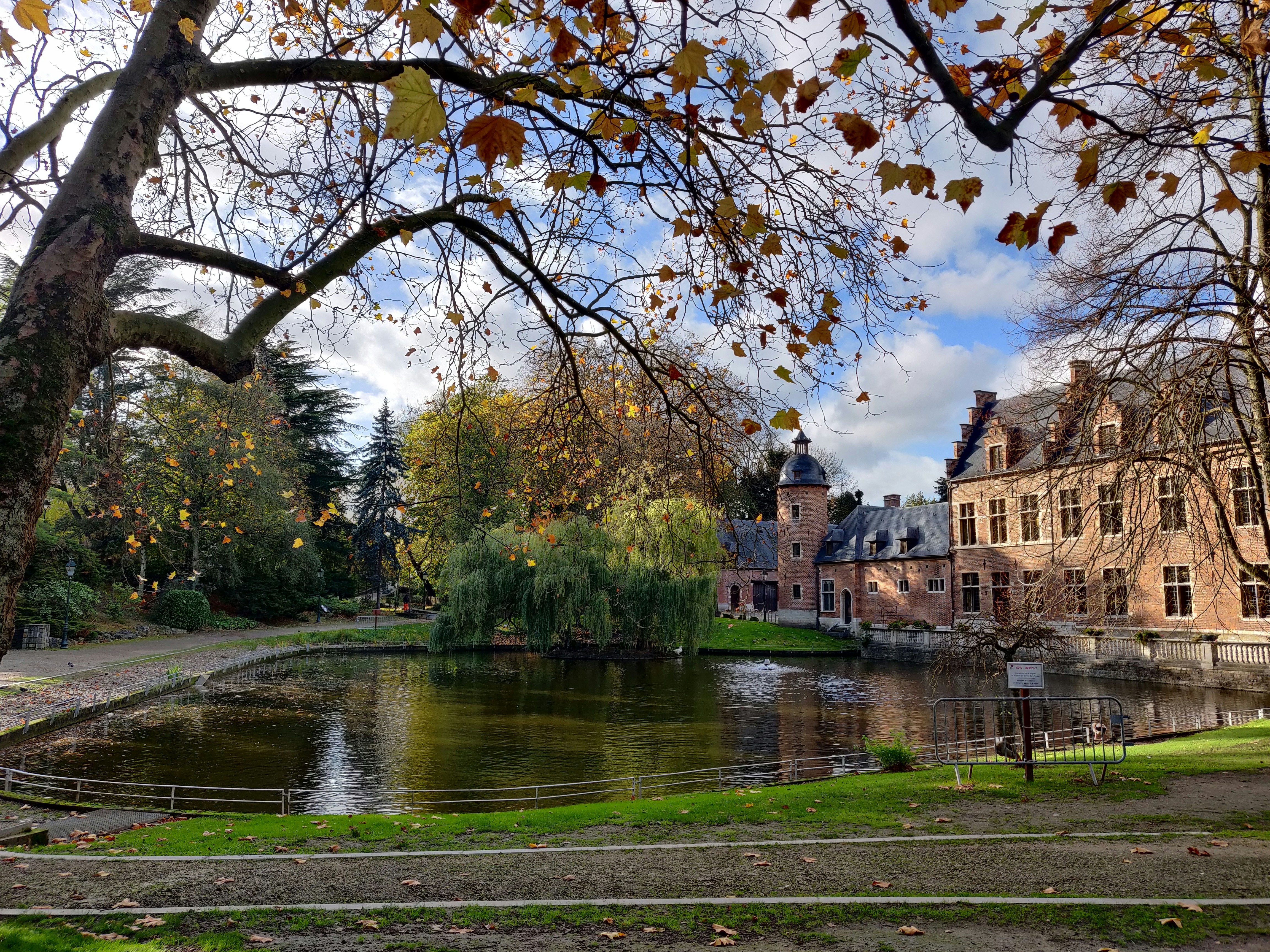 Burgemeester Eugeen Dermautpark