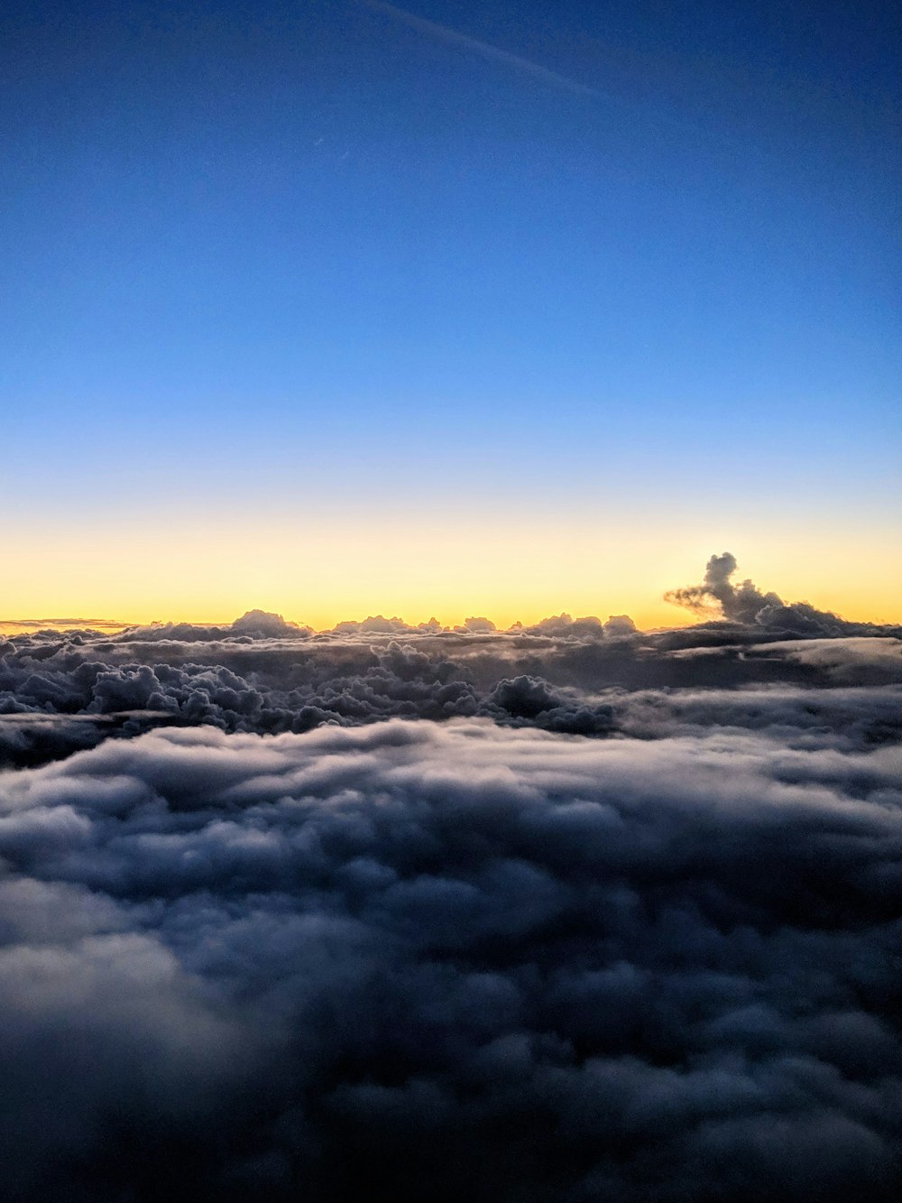 clouds and blue sky during daytime