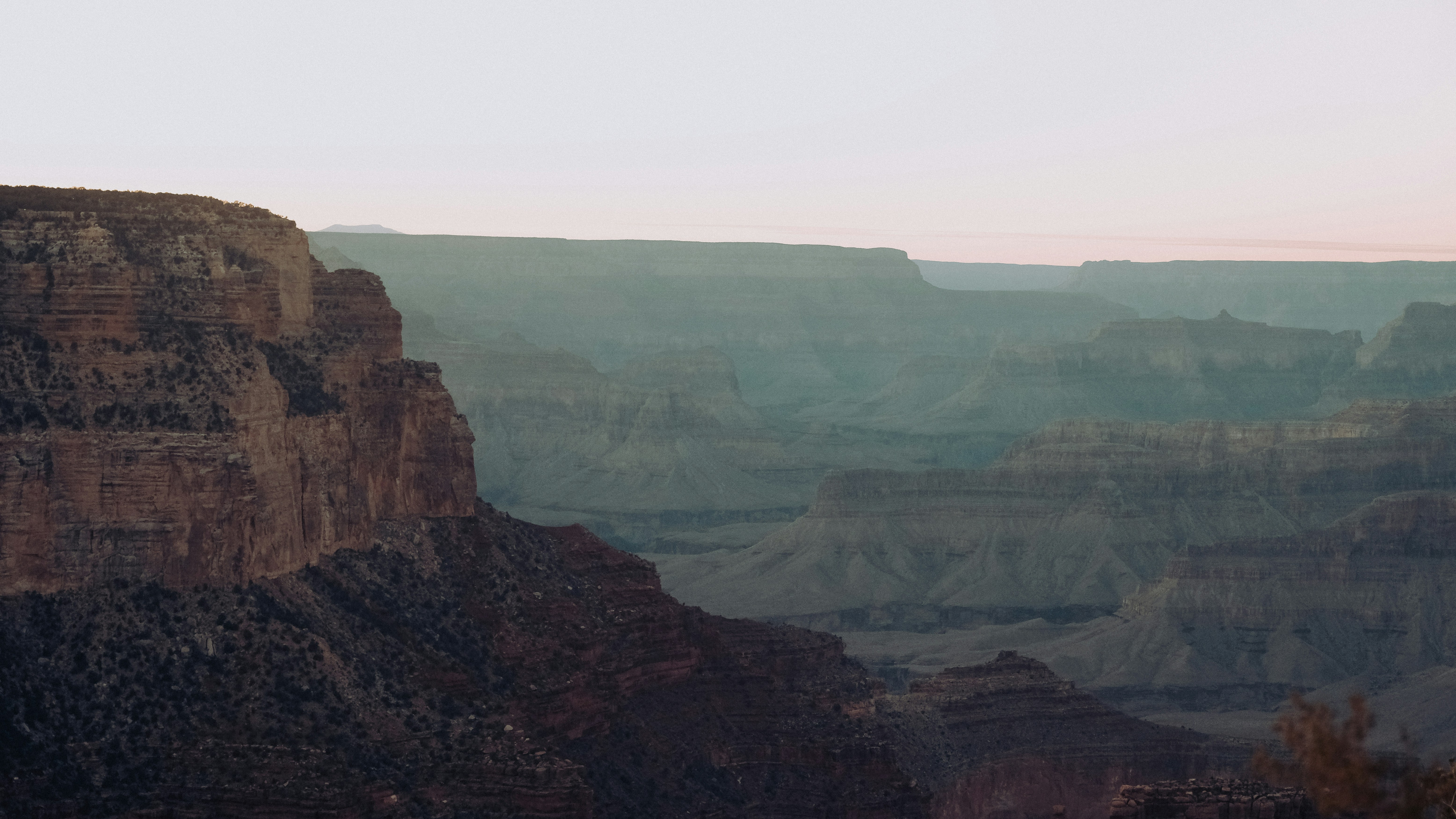 Incendio al Grand Canyon: chiusa la sponda nord per il resto della stagione