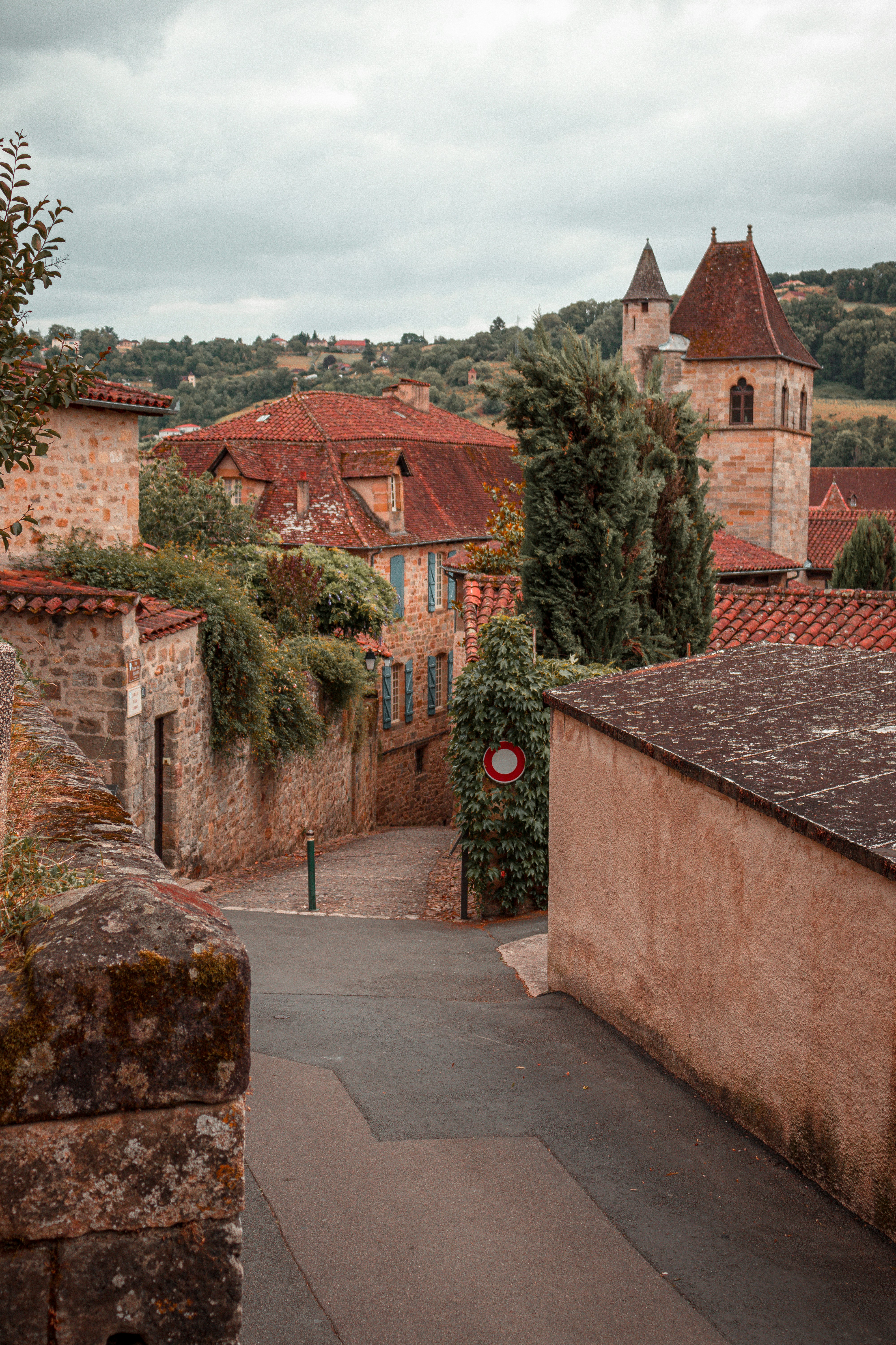 Photo by valentinlacoste