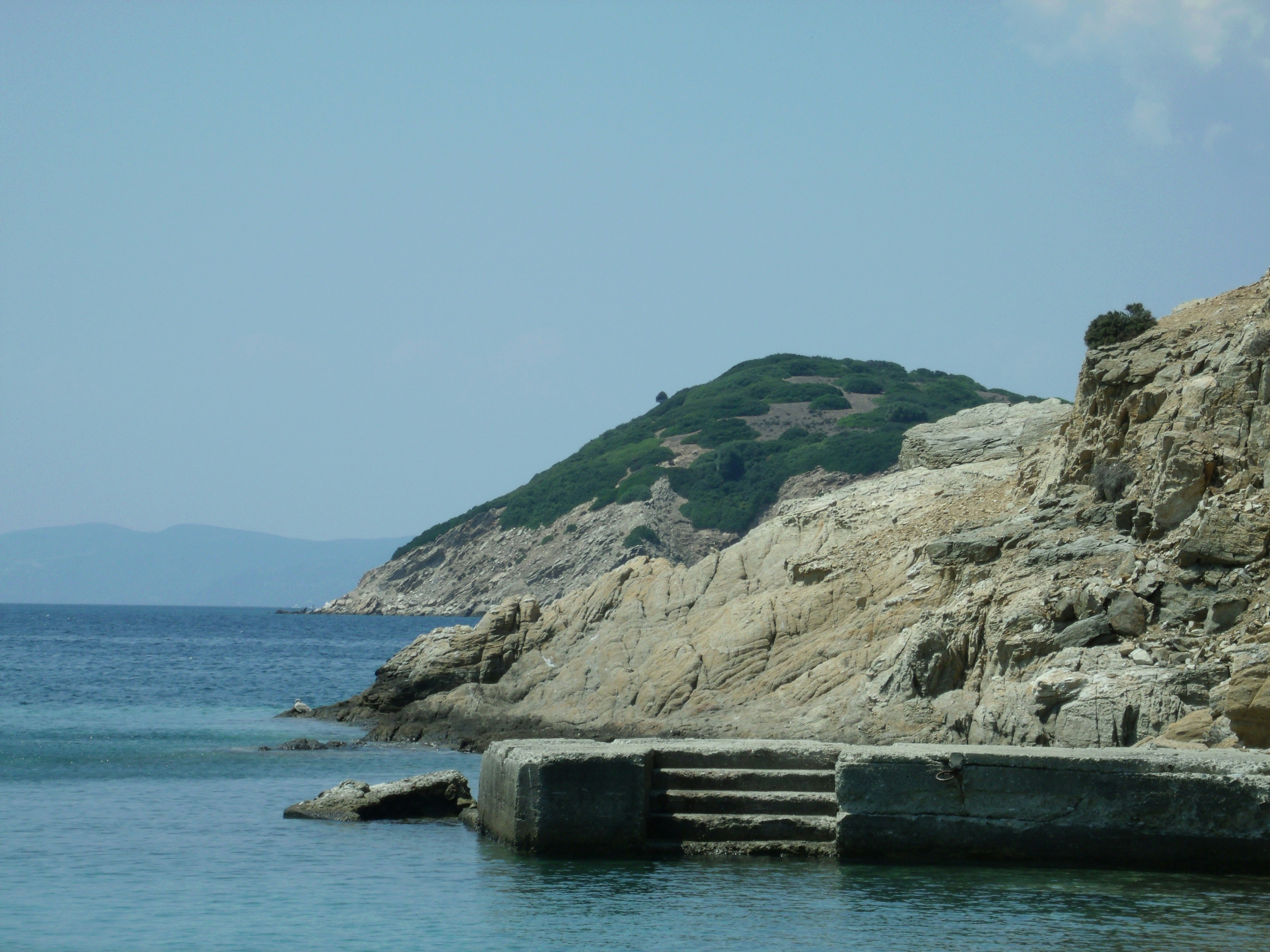 Family travel: Secret Coves and Beaches