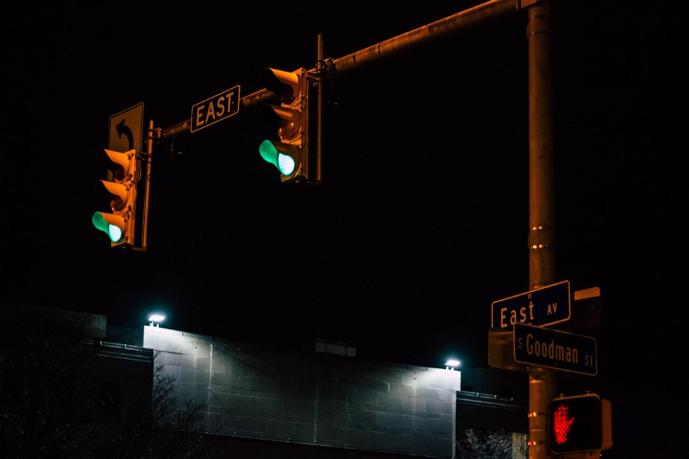 Feu stop avec feu rouge