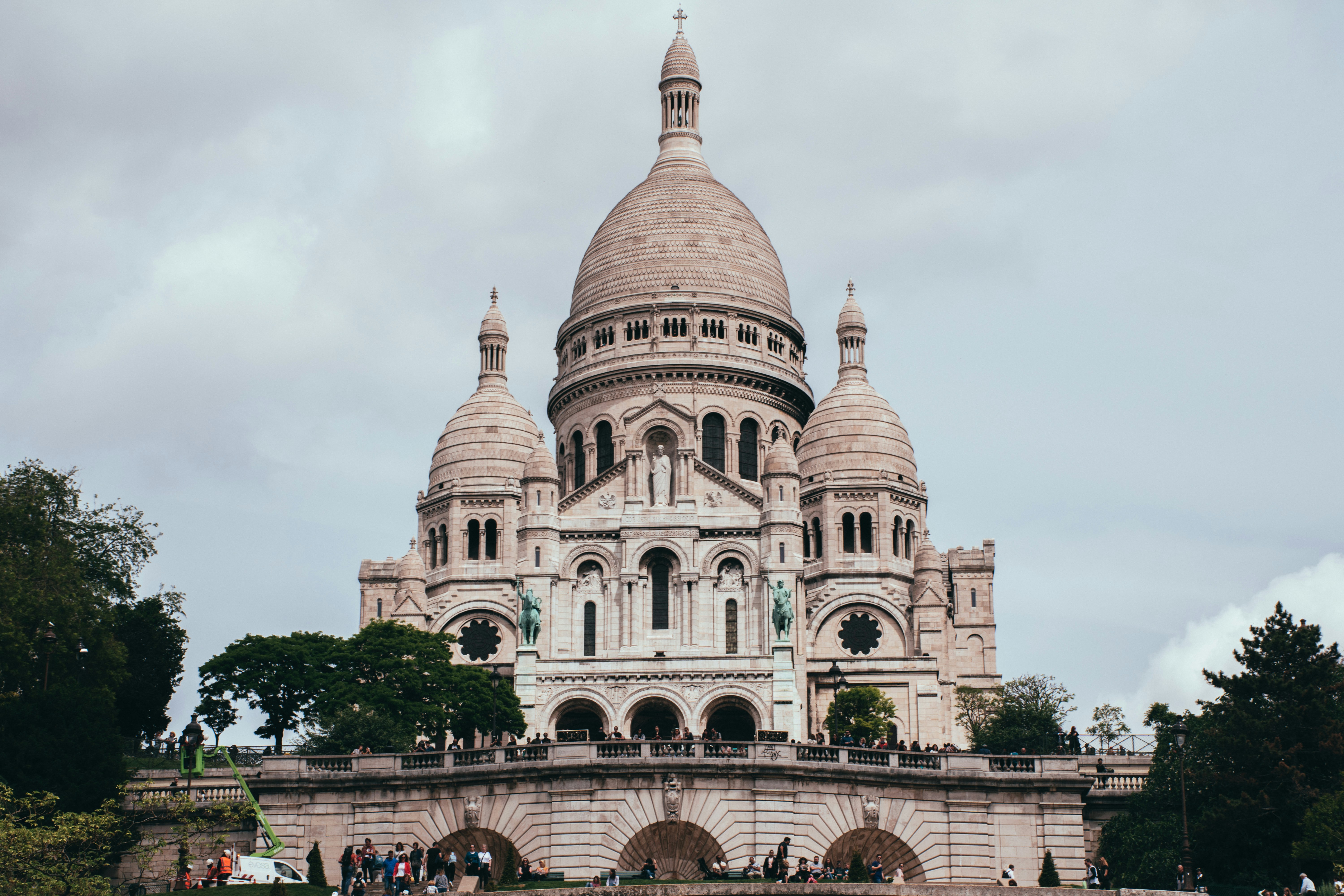 Sacre Coeur Pictures Download Free Images On Unsplash