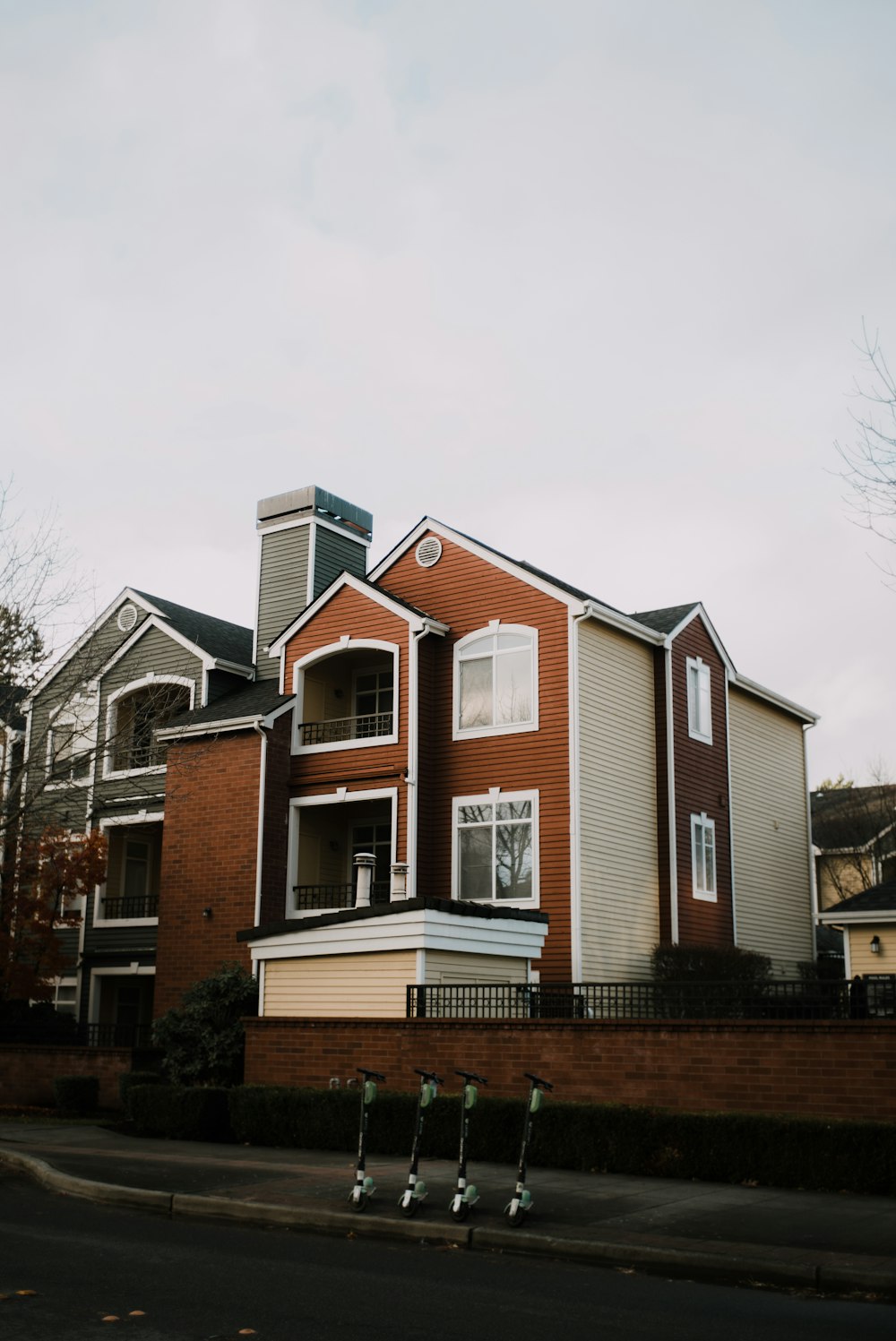 brown and white concrete house