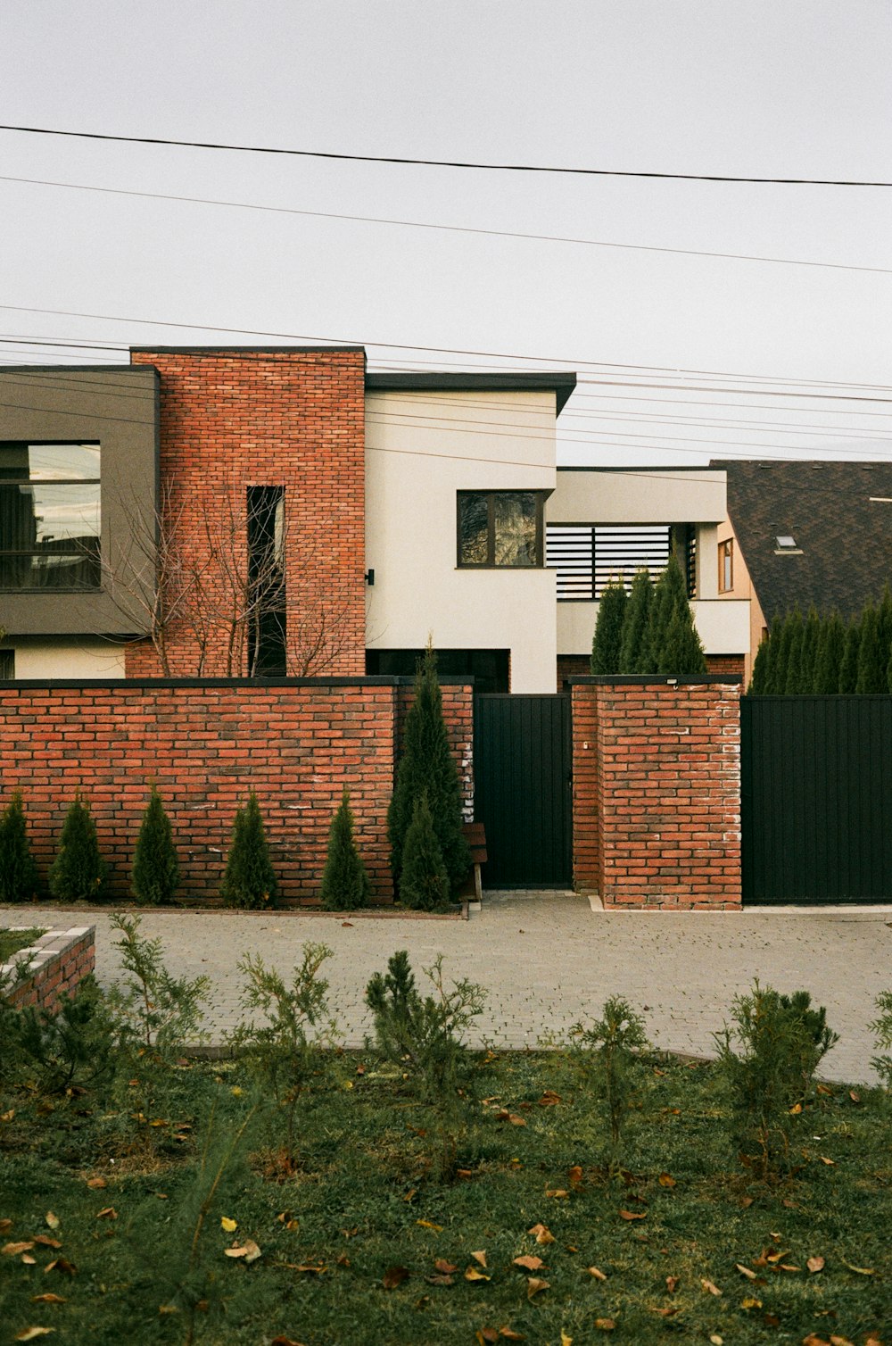 brown and white concrete building