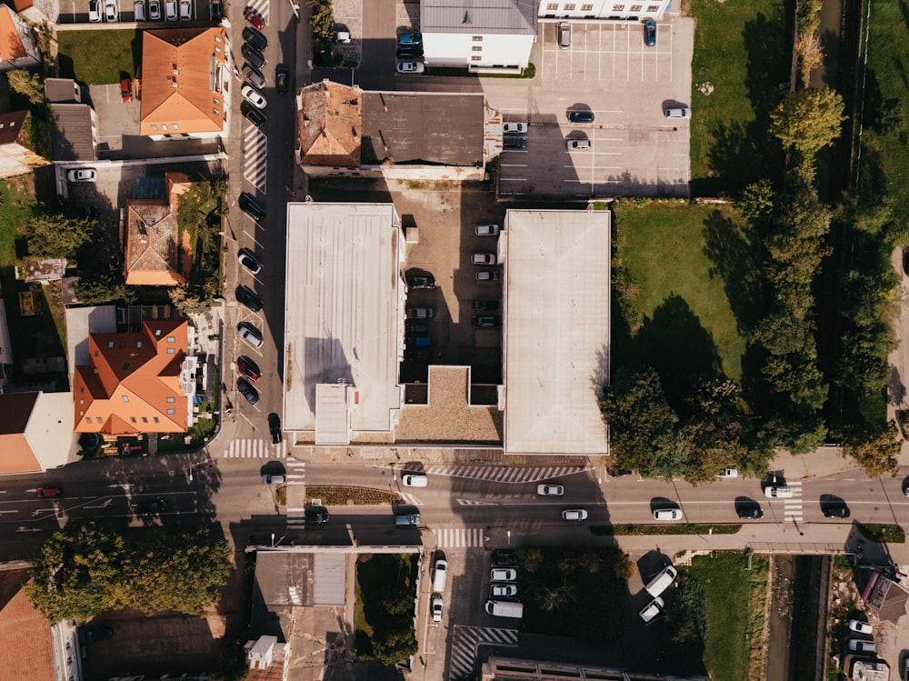 Veduta aerea degli edifici della città durante il giorno