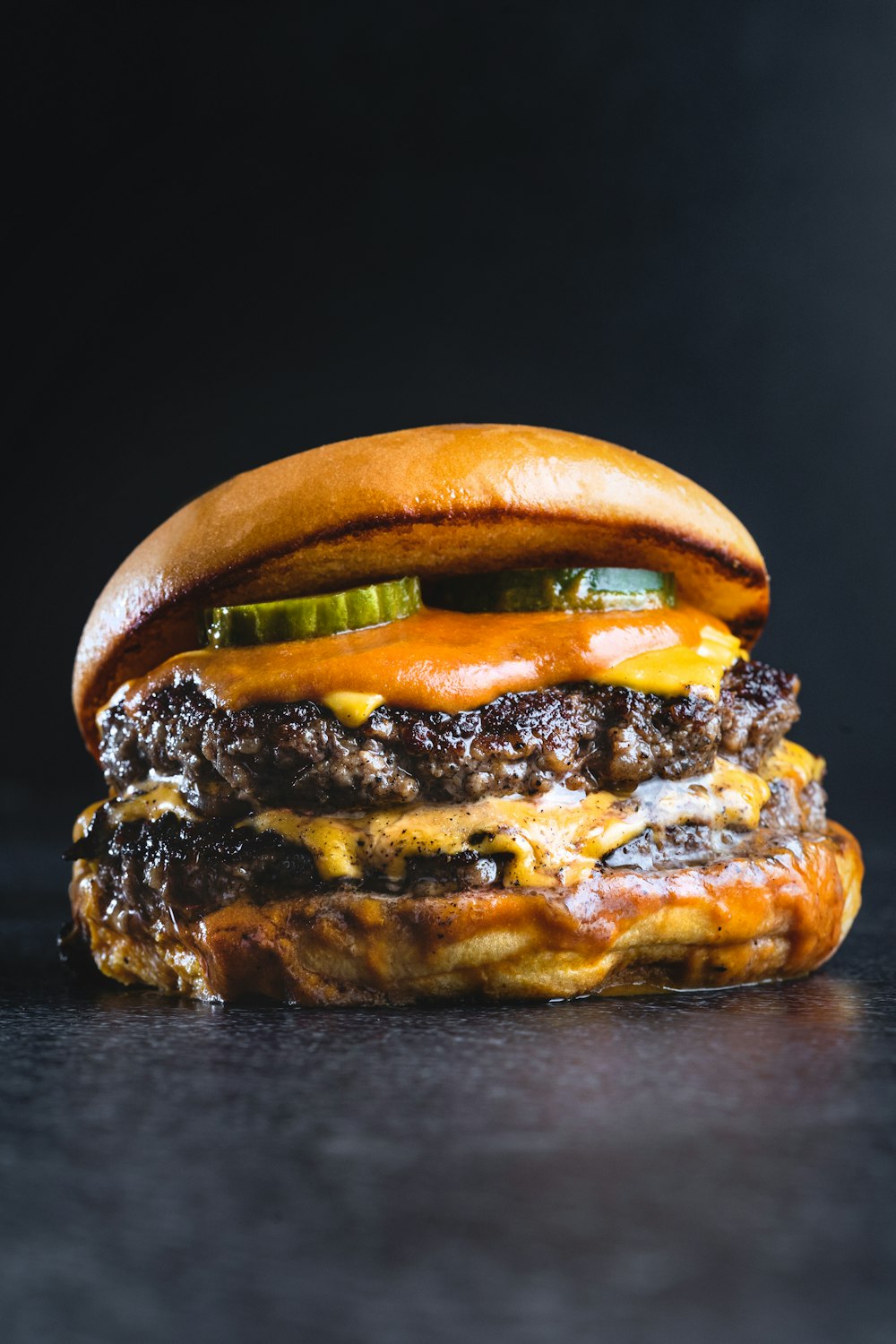 Burger avec galette et laitue